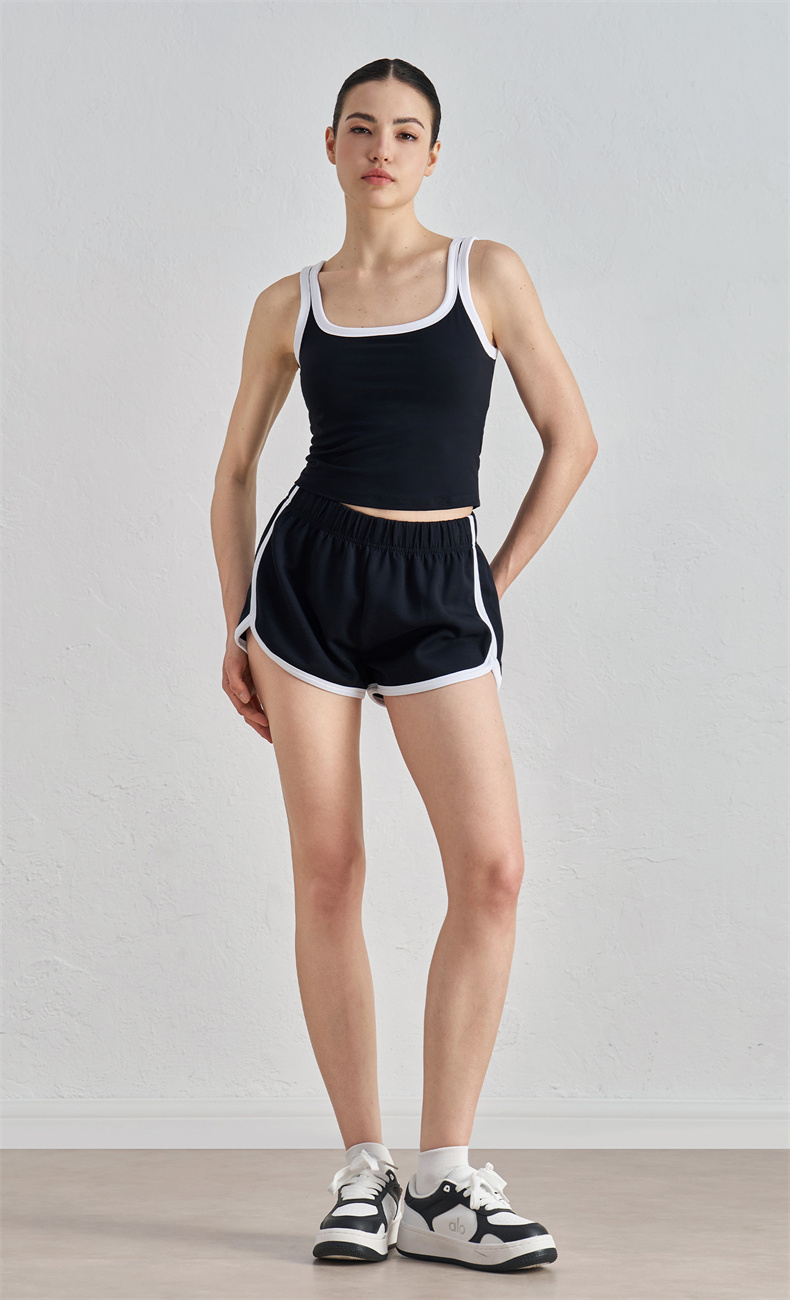 DK52024 - Retro Colorblock Yoga Shorts for Women – 81% Polyester, 15% Viscose, 4% Spandex, High-Waisted Design with Elastic Waistband, Lightweight Workout Shorts - Image 6